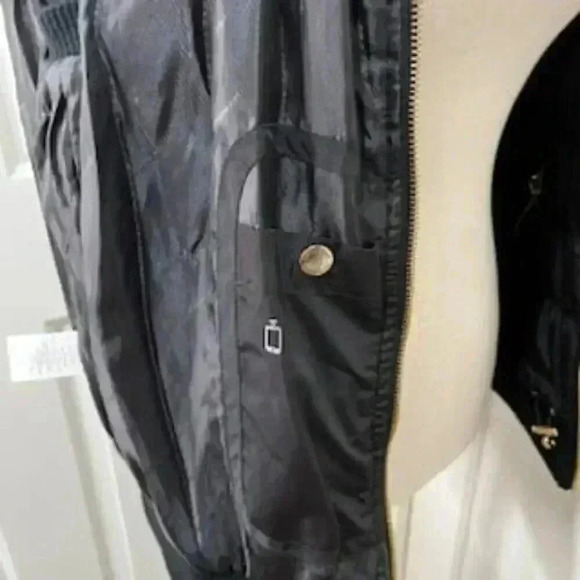 Calvin Klein black Quilted Puffer Front Zip Fully Lined Vest Women’s Size Large‎ - Picture 11 of 12